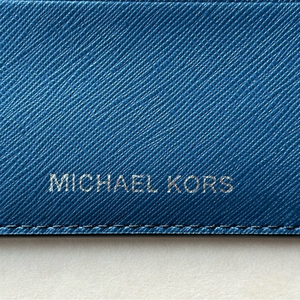 Michael Kors Men’s Tall Card Case in Dark Blue - Picture 3 of 17